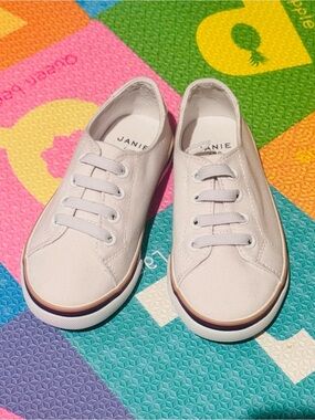 Janie and Jack Boys White Sneakers – Size 9 – New